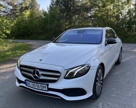 Белый Мерседес Е-Класс, объемом двигателя 2 л и пробегом 156 тыс. км за 28000 $, фото 28 на Automoto.ua