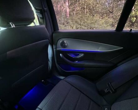 Белый Мерседес Е-Класс, объемом двигателя 2 л и пробегом 156 тыс. км за 28000 $, фото 35 на Automoto.ua