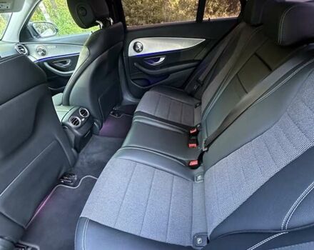 Белый Мерседес Е-Класс, объемом двигателя 2 л и пробегом 156 тыс. км за 28000 $, фото 50 на Automoto.ua