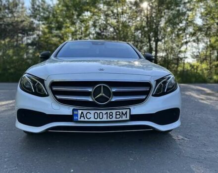 Белый Мерседес Е-Класс, объемом двигателя 2 л и пробегом 156 тыс. км за 28000 $, фото 10 на Automoto.ua
