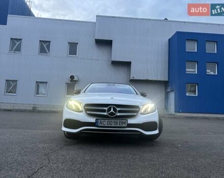 Белый Мерседес Е-Класс, объемом двигателя 1.99 л и пробегом 162 тыс. км за 27800 $, фото 12 на Automoto.ua