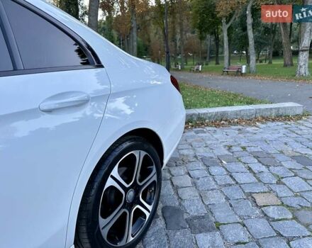 Белый Мерседес Е-Класс, объемом двигателя 1.95 л и пробегом 170 тыс. км за 30999 $, фото 25 на Automoto.ua
