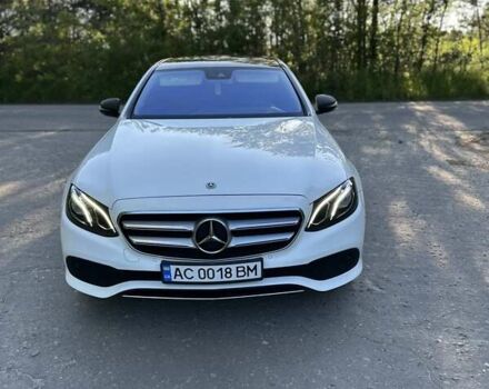 Белый Мерседес Е-Класс, объемом двигателя 2 л и пробегом 156 тыс. км за 28000 $, фото 30 на Automoto.ua