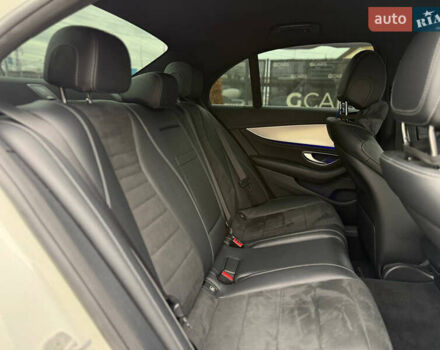 Білий Мерседес Е-Клас, об'ємом двигуна 1.95 л та пробігом 124 тис. км за 27000 $, фото 11 на Automoto.ua