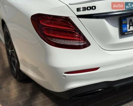 Белый Мерседес Е-Класс, объемом двигателя 1.99 л и пробегом 99 тыс. км за 29700 $, фото 29 на Automoto.ua