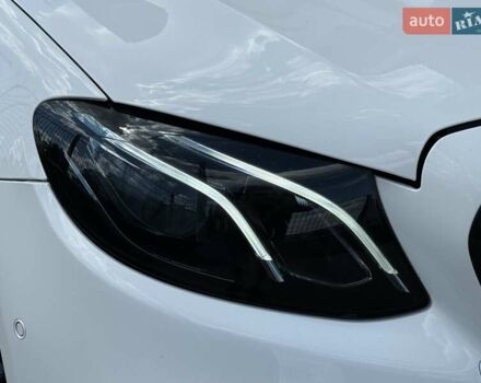 Белый Мерседес Е-Класс, объемом двигателя 1.99 л и пробегом 99 тыс. км за 29700 $, фото 17 на Automoto.ua