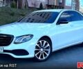 Белый Мерседес Е-Класс, объемом двигателя 2 л и пробегом 233 тыс. км за 26000 $, фото 1 на Automoto.ua