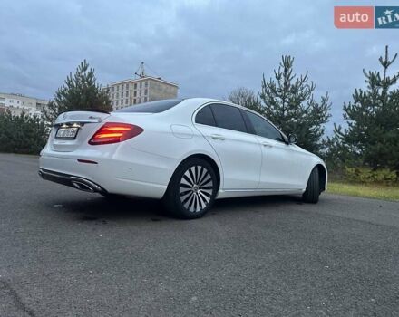 Белый Мерседес Е-Класс, объемом двигателя 1.99 л и пробегом 162 тыс. км за 27800 $, фото 16 на Automoto.ua