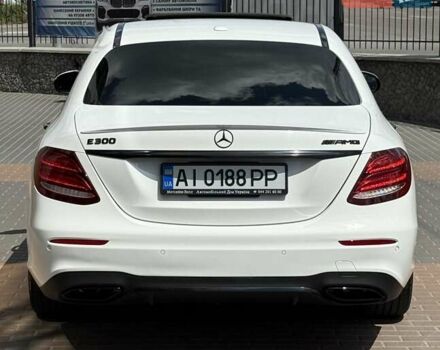 Белый Мерседес Е-Класс, объемом двигателя 1.99 л и пробегом 99 тыс. км за 29700 $, фото 24 на Automoto.ua