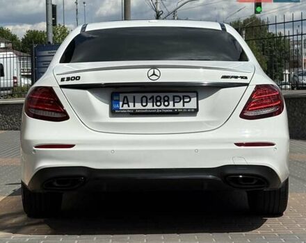 Белый Мерседес Е-Класс, объемом двигателя 1.99 л и пробегом 99 тыс. км за 29700 $, фото 23 на Automoto.ua