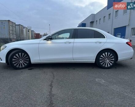 Белый Мерседес Е-Класс, объемом двигателя 1.99 л и пробегом 162 тыс. км за 27800 $, фото 20 на Automoto.ua