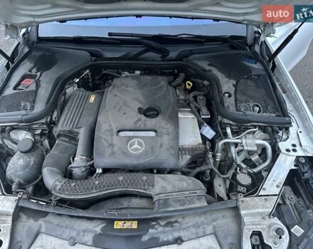 Белый Мерседес Е-Класс, объемом двигателя 1.99 л и пробегом 162 тыс. км за 27800 $, фото 26 на Automoto.ua