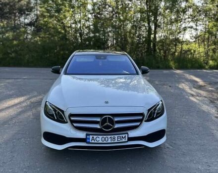 Белый Мерседес Е-Класс, объемом двигателя 2 л и пробегом 156 тыс. км за 28000 $, фото 9 на Automoto.ua