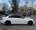 Белый Мерседес Е-Класс, объемом двигателя 2 л и пробегом 155 тыс. км за 27000 $, фото 7 на Automoto.ua
