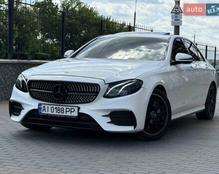 Белый Мерседес Е-Класс, объемом двигателя 1.99 л и пробегом 99 тыс. км за 29700 $, фото 1 на Automoto.ua