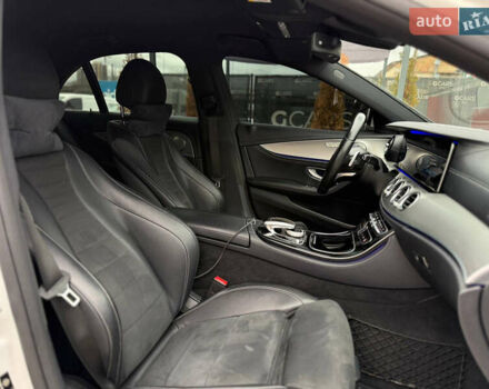 Білий Мерседес Е-Клас, об'ємом двигуна 1.95 л та пробігом 124 тис. км за 27000 $, фото 10 на Automoto.ua