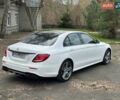 Белый Мерседес Е-Класс, объемом двигателя 1.95 л и пробегом 224 тыс. км за 29000 $, фото 3 на Automoto.ua