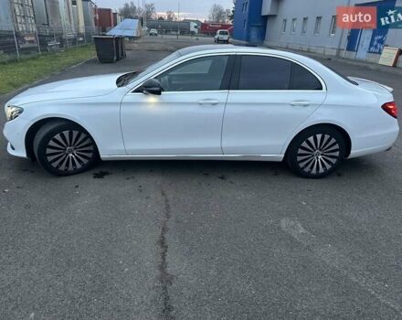 Белый Мерседес Е-Класс, объемом двигателя 1.99 л и пробегом 162 тыс. км за 27800 $, фото 21 на Automoto.ua