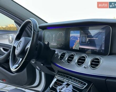 Белый Мерседес Е-Класс, объемом двигателя 1.95 л и пробегом 170 тыс. км за 30999 $, фото 100 на Automoto.ua