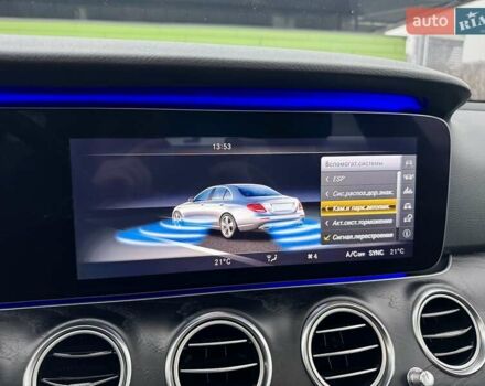 Білий Мерседес Е-Клас, об'ємом двигуна 1.95 л та пробігом 99 тис. км за 31900 $, фото 67 на Automoto.ua