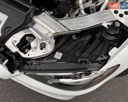 Білий Мерседес Е-Клас, об'ємом двигуна 1.99 л та пробігом 141 тис. км за 26950 $, фото 70 на Automoto.ua