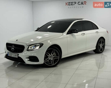 Білий Мерседес Е-Клас, об'ємом двигуна 3 л та пробігом 188 тис. км за 31500 $, фото 1 на Automoto.ua