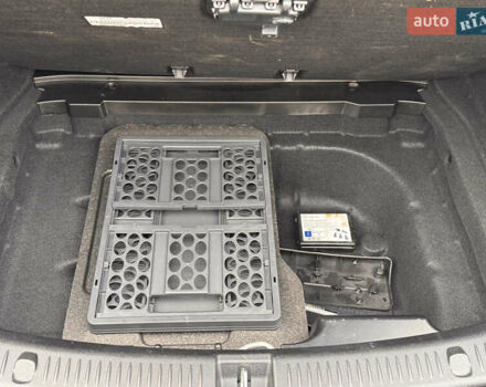 Білий Мерседес Е-Клас, об'ємом двигуна 1.99 л та пробігом 141 тис. км за 26950 $, фото 26 на Automoto.ua