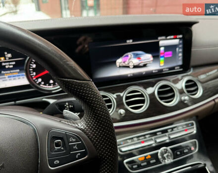 Белый Мерседес Е-Класс, объемом двигателя 2 л и пробегом 117 тыс. км за 32000 $, фото 33 на Automoto.ua