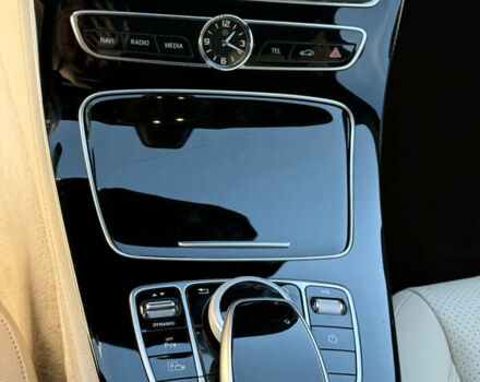 Белый Мерседес Е-Класс, объемом двигателя 2 л и пробегом 85 тыс. км за 22500 $, фото 14 на Automoto.ua