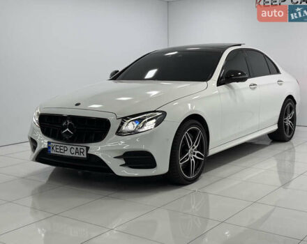 Білий Мерседес Е-Клас, об'ємом двигуна 3 л та пробігом 188 тис. км за 31500 $, фото 3 на Automoto.ua