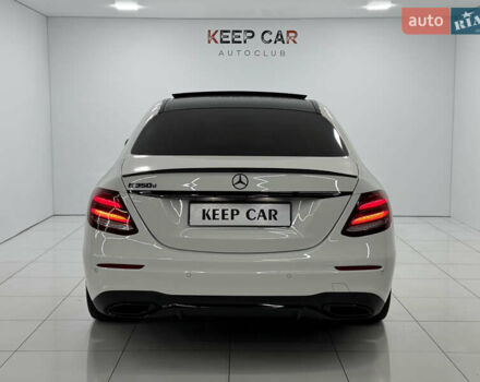 Білий Мерседес Е-Клас, об'ємом двигуна 3 л та пробігом 188 тис. км за 31500 $, фото 10 на Automoto.ua