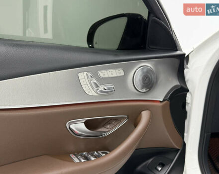 Білий Мерседес Е-Клас, об'ємом двигуна 3 л та пробігом 188 тис. км за 31500 $, фото 22 на Automoto.ua