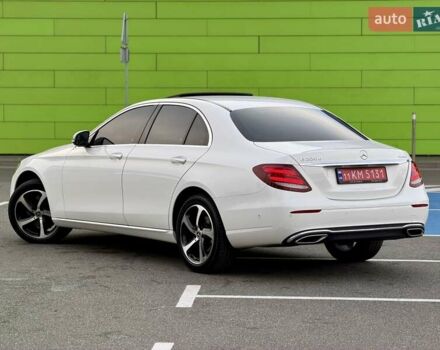 Белый Мерседес Е-Класс, объемом двигателя 1.95 л и пробегом 99 тыс. км за 31900 $, фото 23 на Automoto.ua