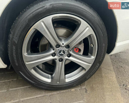 Белый Мерседес Е-Класс, объемом двигателя 1.95 л и пробегом 125 тыс. км за 28500 $, фото 39 на Automoto.ua