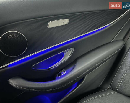 Белый Мерседес Е-Класс, объемом двигателя 1.95 л и пробегом 125 тыс. км за 28500 $, фото 25 на Automoto.ua