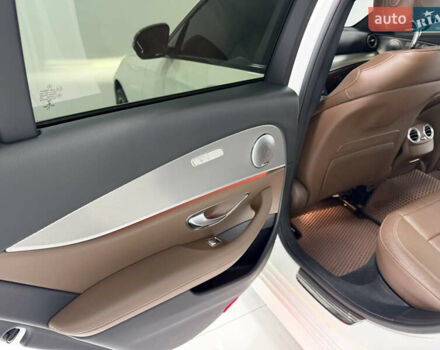 Білий Мерседес Е-Клас, об'ємом двигуна 3 л та пробігом 188 тис. км за 31500 $, фото 25 на Automoto.ua