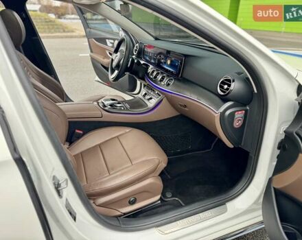 Білий Мерседес Е-Клас, об'ємом двигуна 1.95 л та пробігом 99 тис. км за 31900 $, фото 45 на Automoto.ua