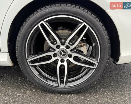 Білий Мерседес Е-Клас, об'ємом двигуна 1.99 л та пробігом 141 тис. км за 26950 $, фото 19 на Automoto.ua