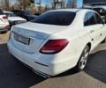 Белый Мерседес Е-Класс, объемом двигателя 2 л и пробегом 117 тыс. км за 18000 $, фото 6 на Automoto.ua