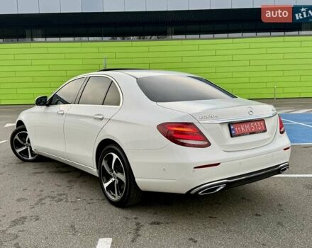 Белый Мерседес Е-Класс, объемом двигателя 1.95 л и пробегом 99 тыс. км за 31900 $, фото 22 на Automoto.ua