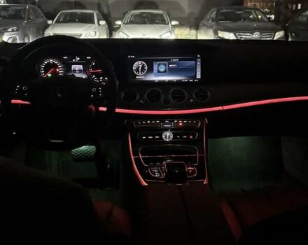 Белый Мерседес Е-Класс, объемом двигателя 2 л и пробегом 89 тыс. км за 33499 $, фото 35 на Automoto.ua