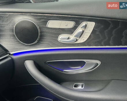 Белый Мерседес Е-Класс, объемом двигателя 1.95 л и пробегом 125 тыс. км за 28500 $, фото 24 на Automoto.ua