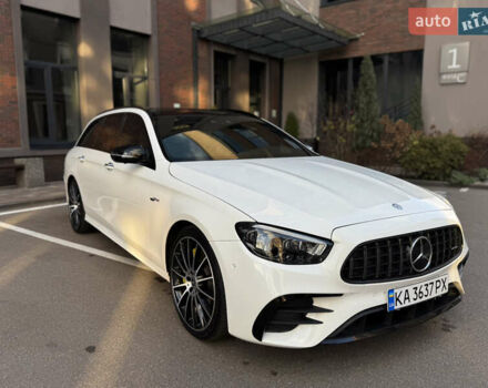 Білий Мерседес Е-Клас, об'ємом двигуна 3 л та пробігом 68 тис. км за 31600 $, фото 5 на Automoto.ua