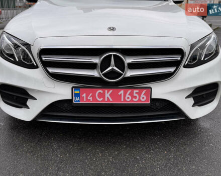 Білий Мерседес Е-Клас, об'ємом двигуна 1.99 л та пробігом 141 тис. км за 26950 $, фото 18 на Automoto.ua