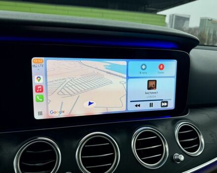 Білий Мерседес Е-Клас, об'ємом двигуна 2 л та пробігом 99 тис. км за 31900 $, фото 19 на Automoto.ua