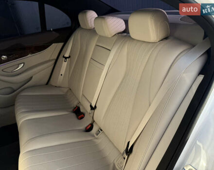 Белый Мерседес Е-Класс, объемом двигателя 2 л и пробегом 85 тыс. км за 22500 $, фото 18 на Automoto.ua