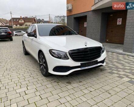 Белый Мерседес Е-Класс, объемом двигателя 2 л и пробегом 213 тыс. км за 29900 $, фото 30 на Automoto.ua