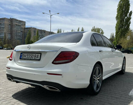 Белый Мерседес Е-Класс, объемом двигателя 1.6 л и пробегом 85 тыс. км за 34000 $, фото 7 на Automoto.ua