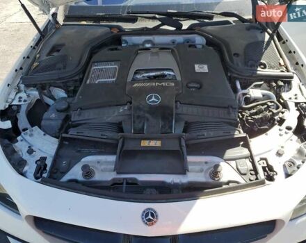 Белый Мерседес Е-Класс, объемом двигателя 3.98 л и пробегом 84 тыс. км за 30000 $, фото 10 на Automoto.ua