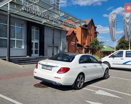 Білий Мерседес Е-Клас, об'ємом двигуна 2.9 л та пробігом 122 тис. км за 44000 $, фото 1 на Automoto.ua